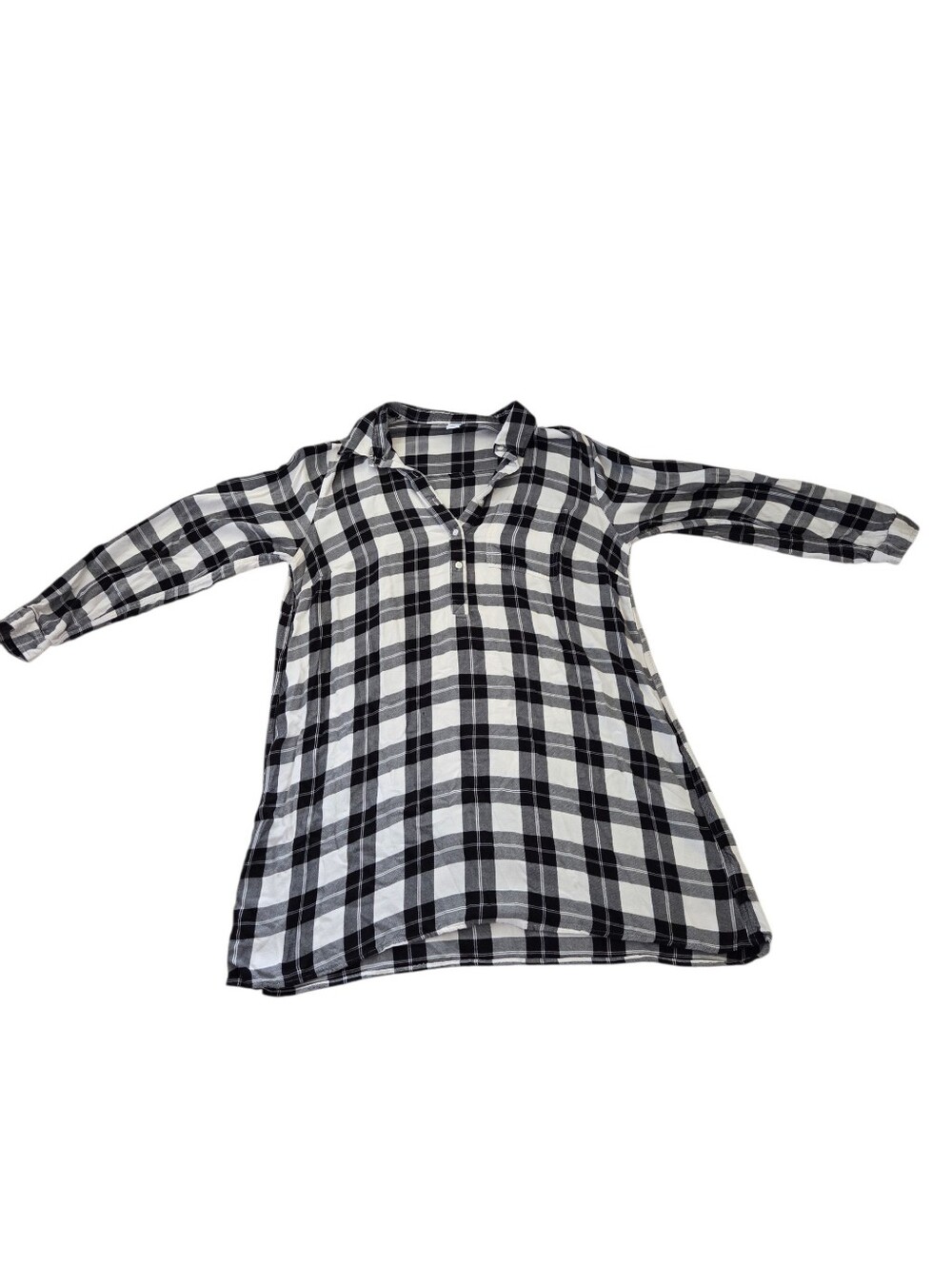 Old Navy black and white plaid button-up long sleeve dress, L. EUC.